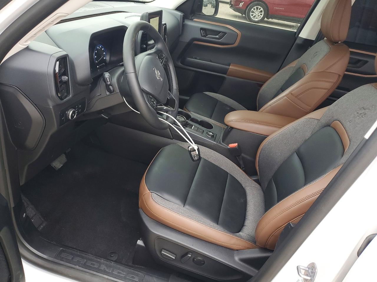 2024 Ford Bronco Sport Outer Banks - Фото 7