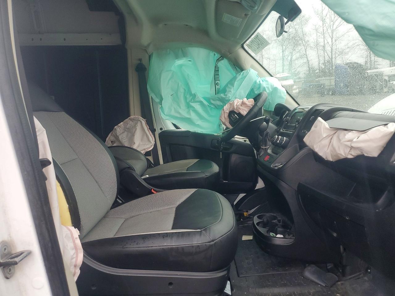 2021 Ram Promaster 2500 Delivery Van - Фото 7