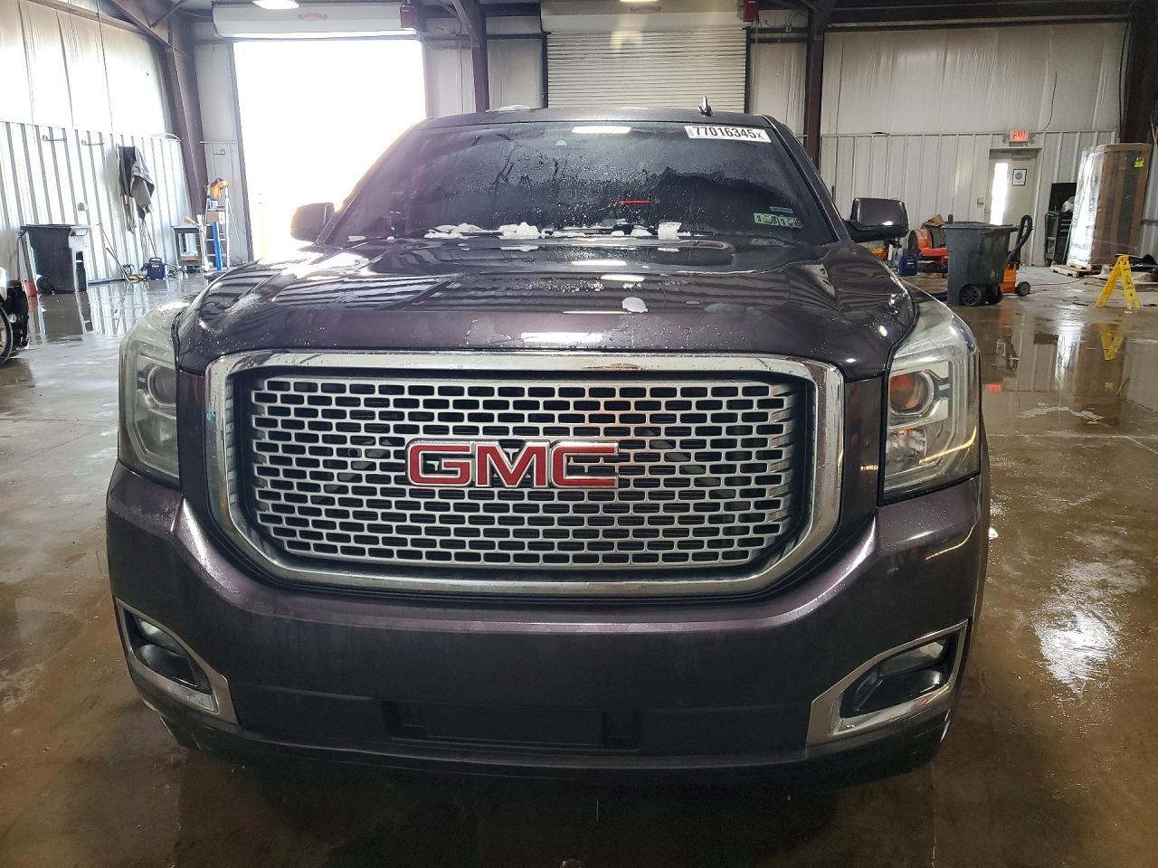 2015 GMC Yukon Denali - Фото 5