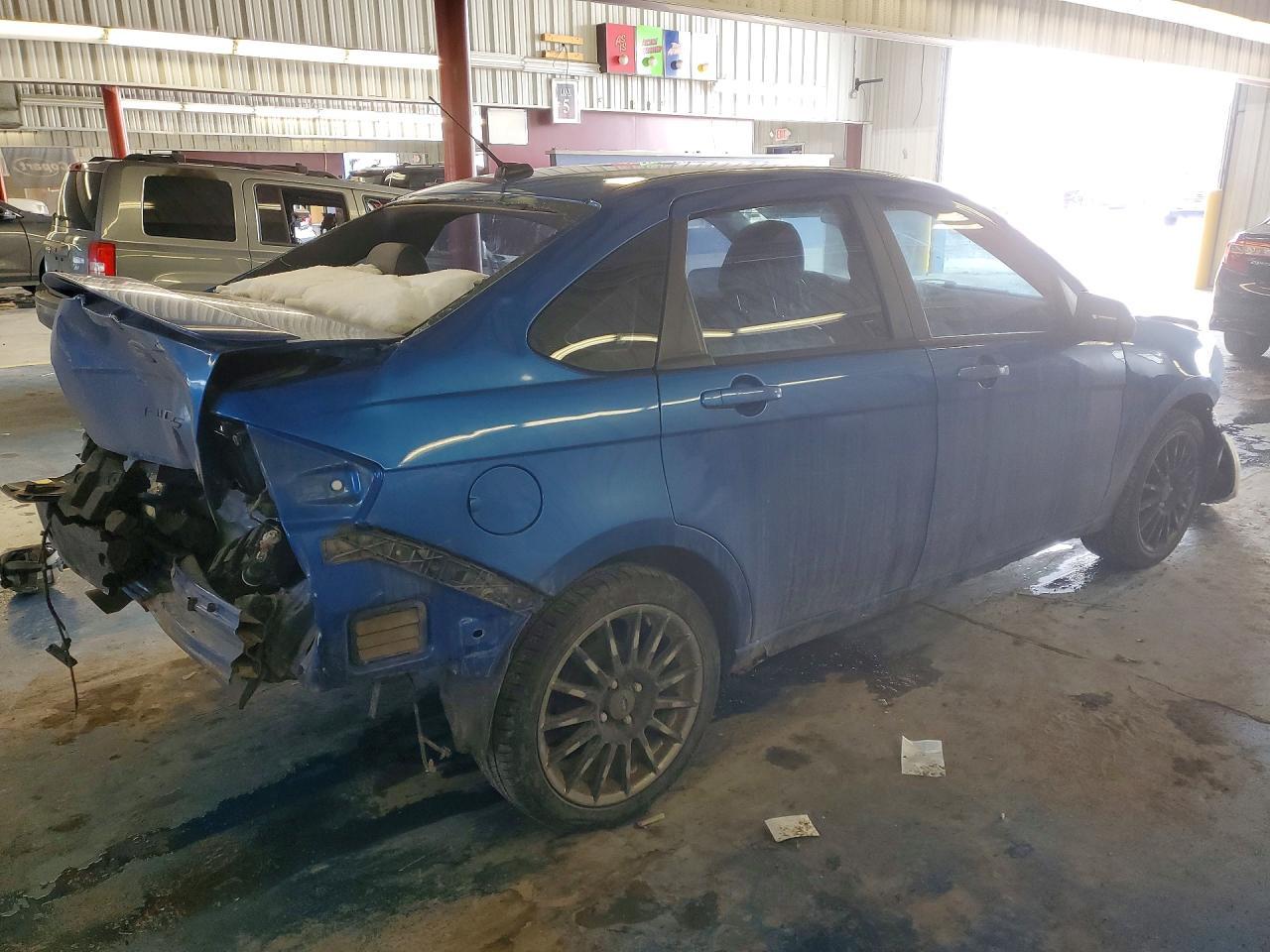 2010 Ford Focus Ses - Фото 3