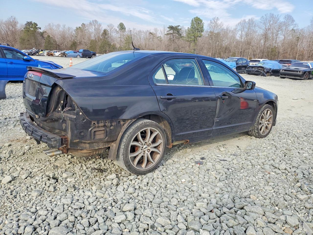 2011 Ford Fusion Se - Фото 3