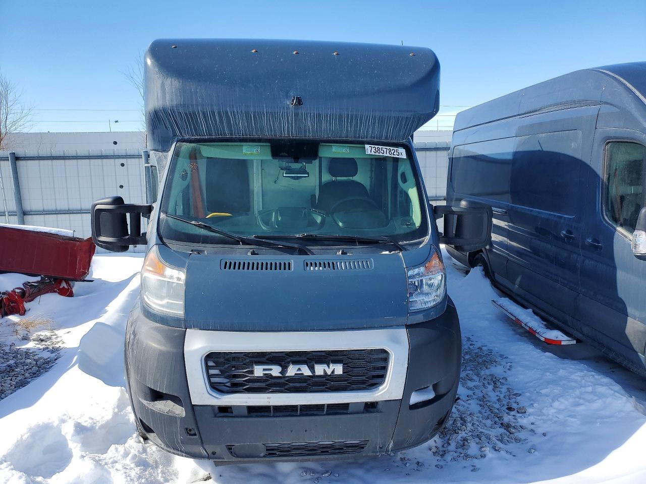 2022 Ram Promaster 3500 Delivery Van - Фото 5
