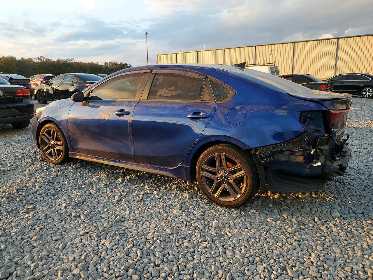 2021 Kia Forte Gt Line - Фото 2