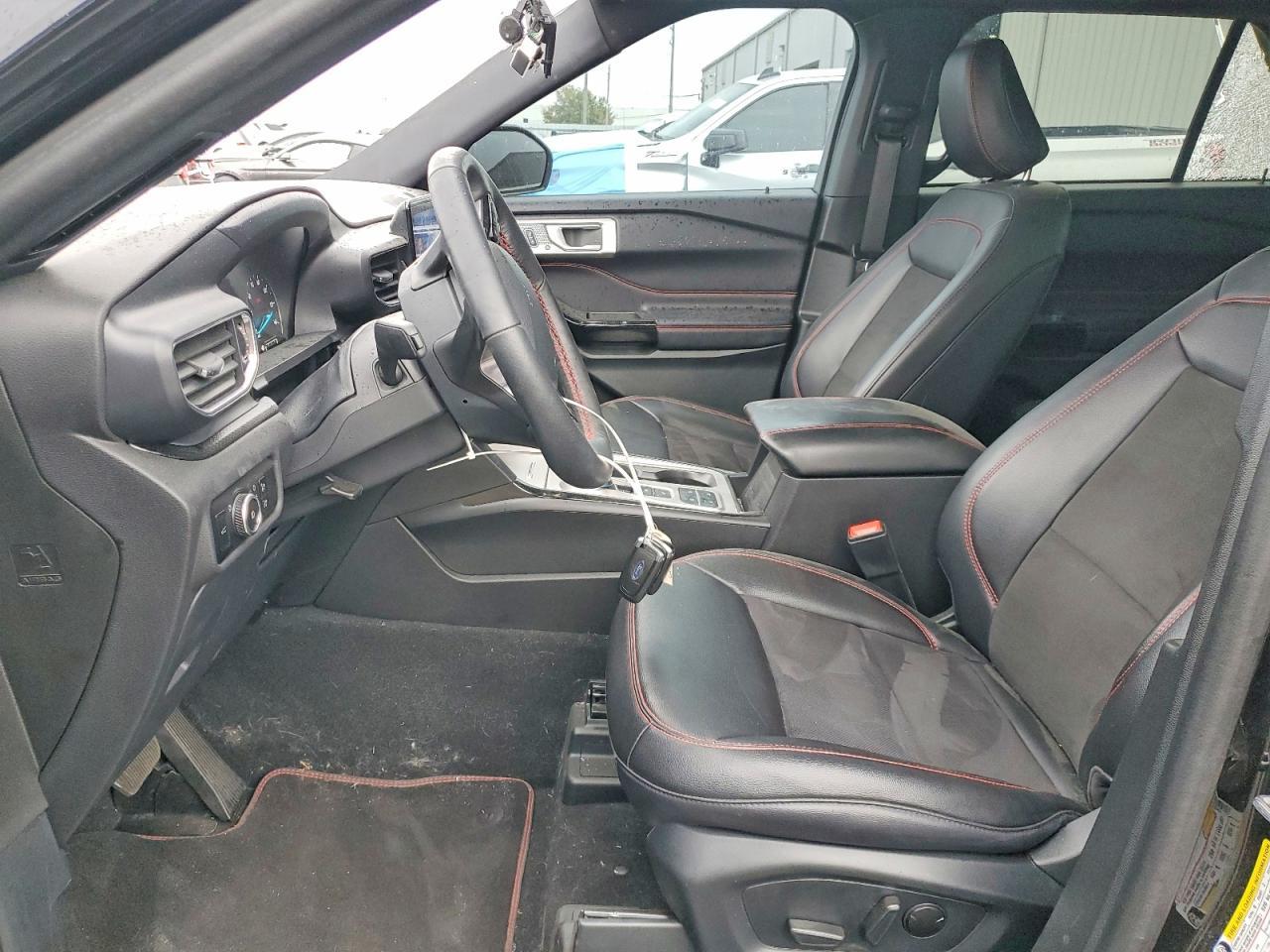 2024 Ford Explorer St-Line - Фото 7