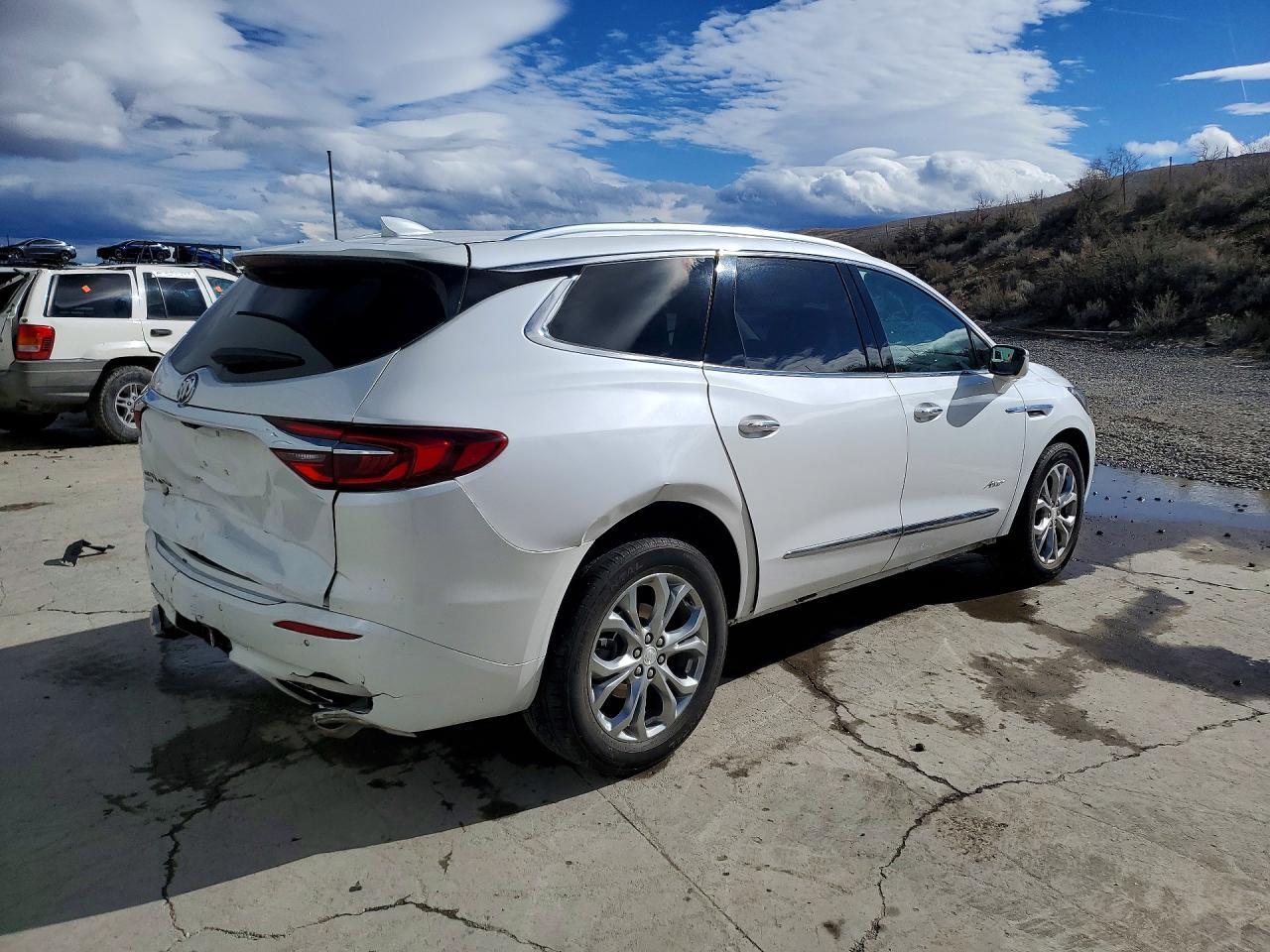 2021 Buick Enclave Avenir - Фото 3