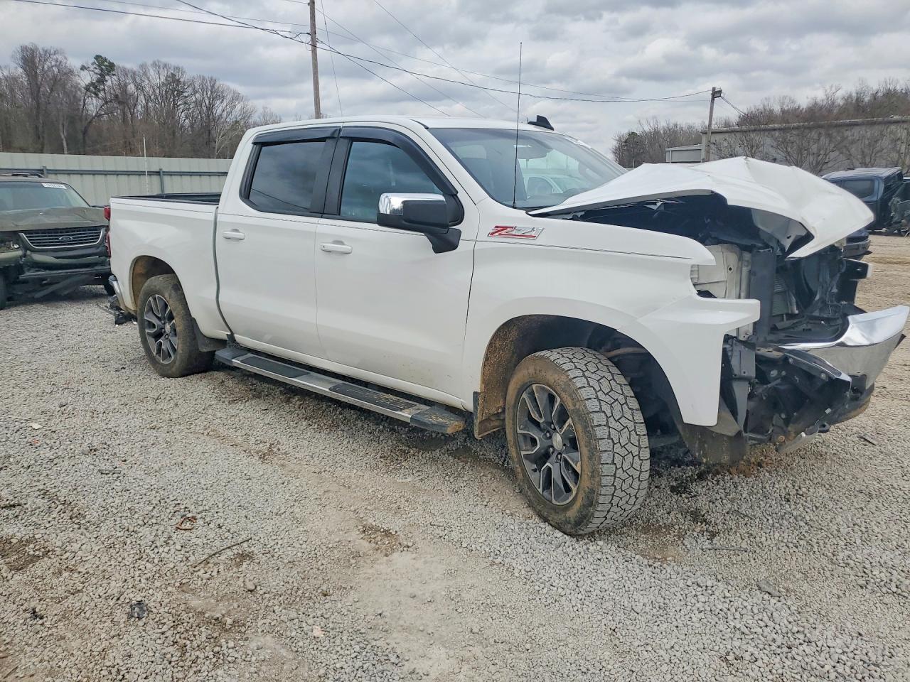 2020 Chevrolet Silverado K1500 Lt - Image 4