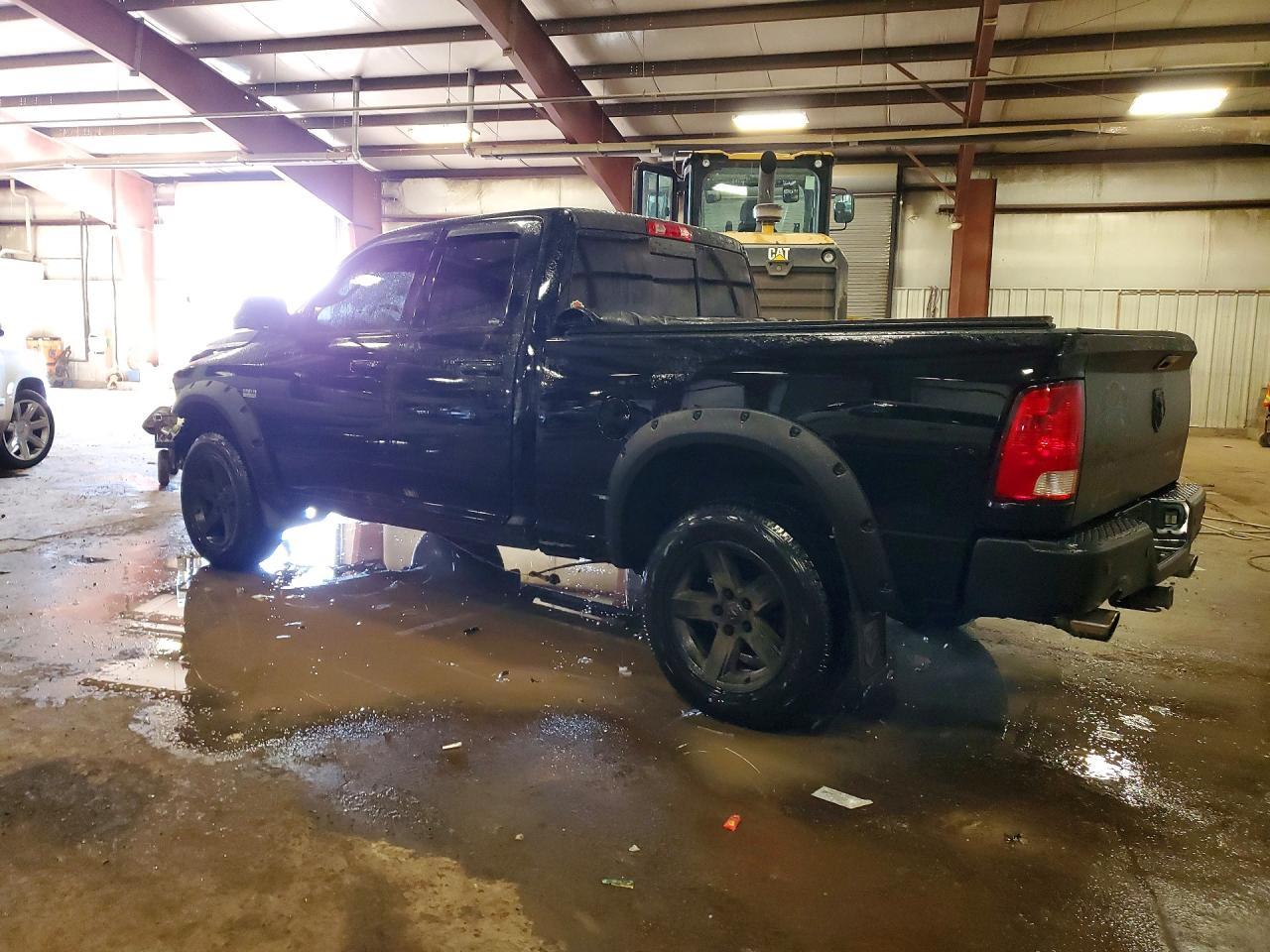 2012 Dodge Ram 1500 Sport - Фото 2
