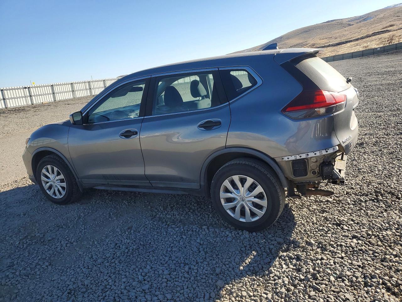 2018 Nissan Rogue S - Image 2