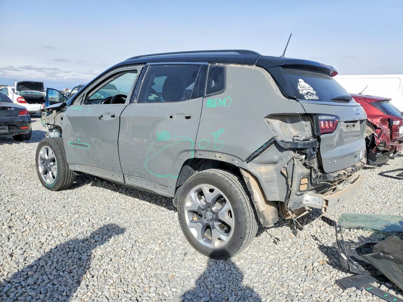 2021 Jeep Compass Limited - Фото 2