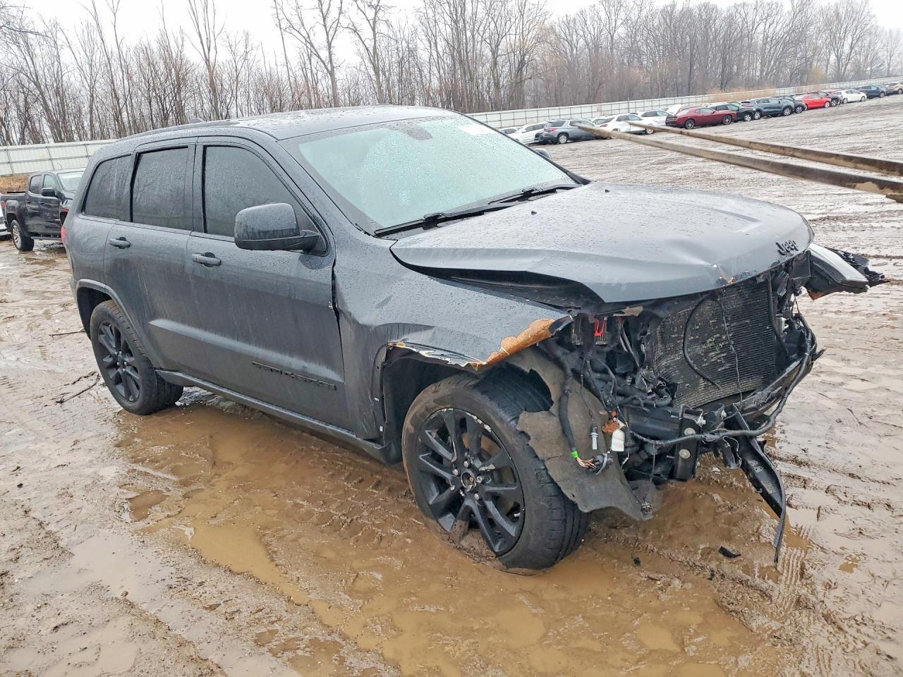 2017 Jeep Grand Cherokee Laredo - Фото 4
