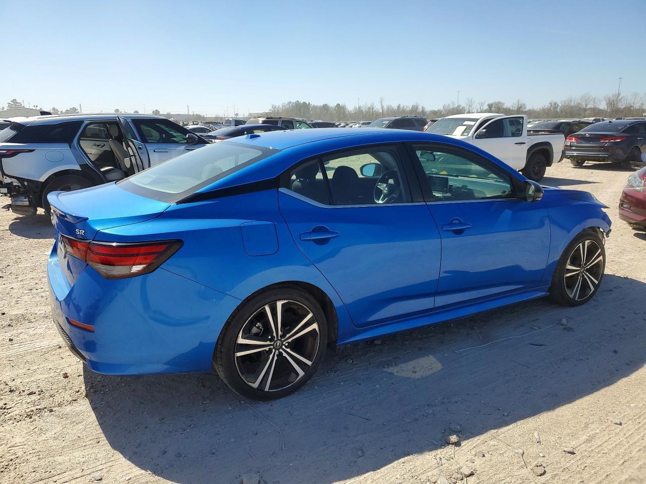 2021 Nissan Sentra Sr - Image 3