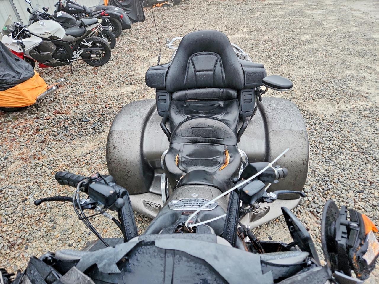 2006 Honda Gl1800 - Фото 5