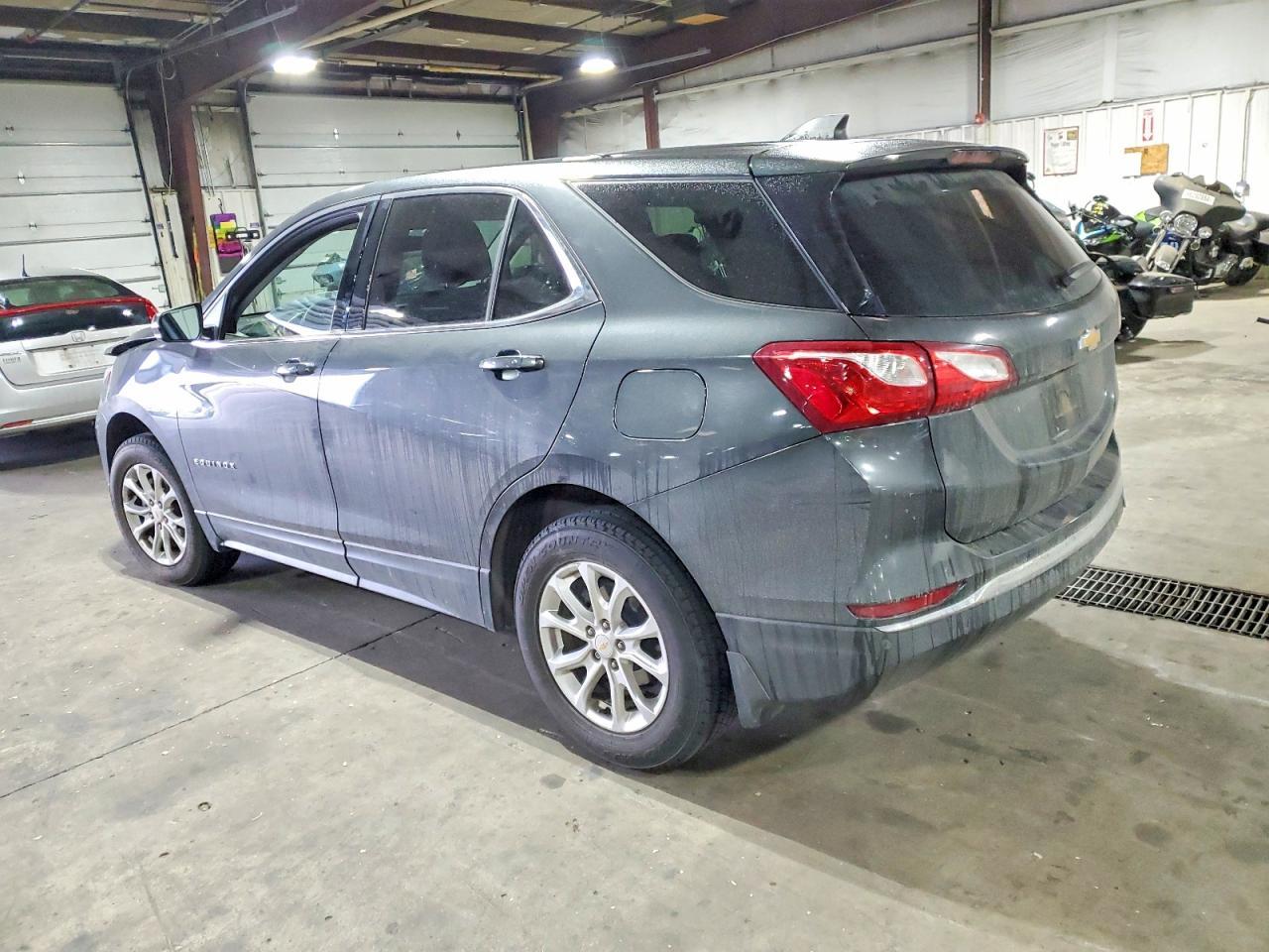 2018 Chevrolet Equinox Lt - Фото 2