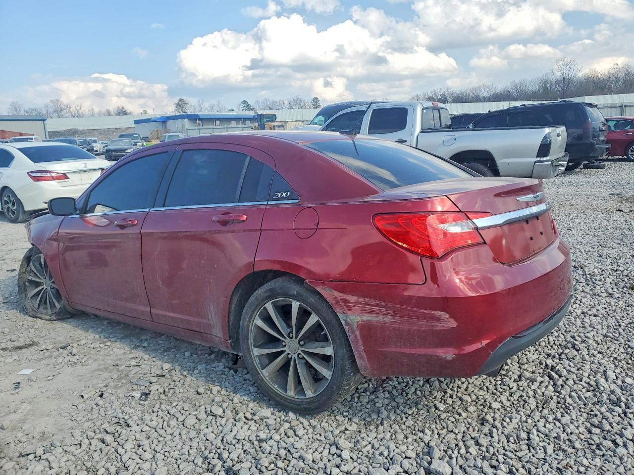 2014 Chrysler 200 Limited - Image 2