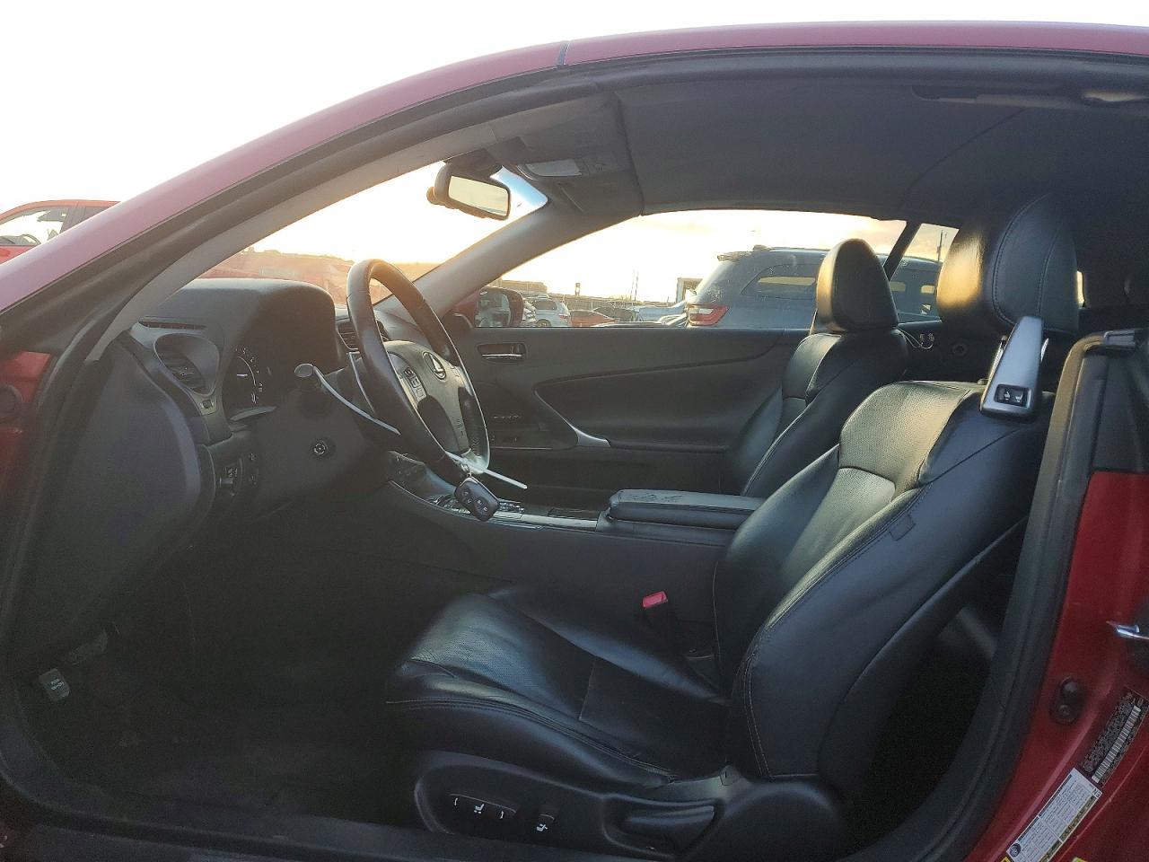 2011 Lexus Is - Image 7