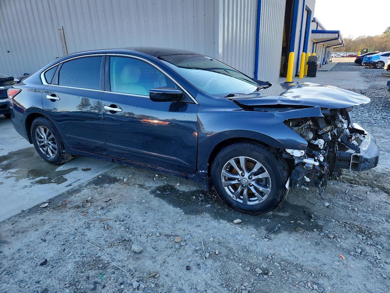 2015 Nissan Altima 2.5 S - Фото 4