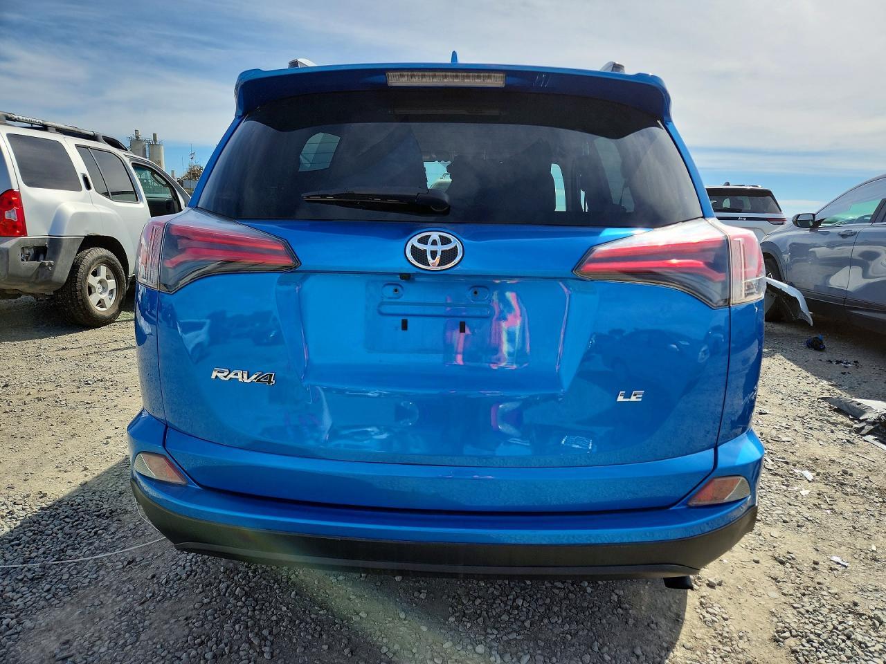 2018 Toyota Rav4 Le - Image 6