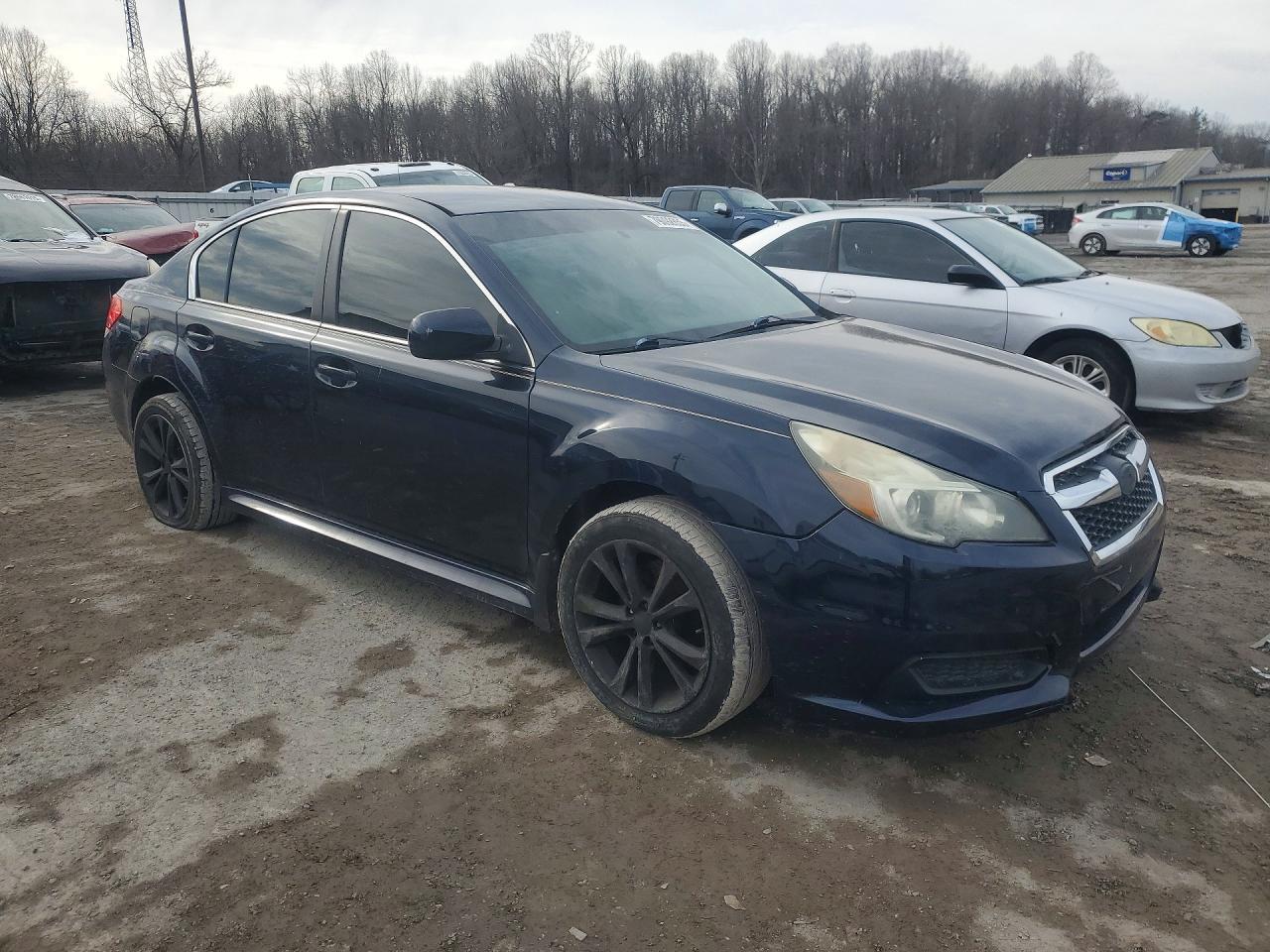 2013 Subaru Legacy 2.5I Premium - Image 4