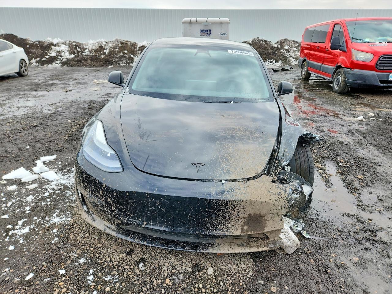 2022 Tesla Model 3 - Фото 5