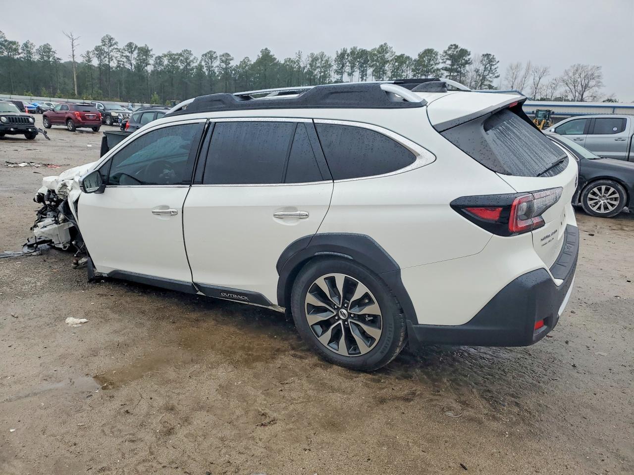 2023 Subaru Outback - Фото 2