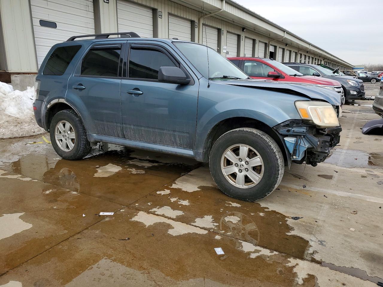 2010 Mercury Mariner - Image 4