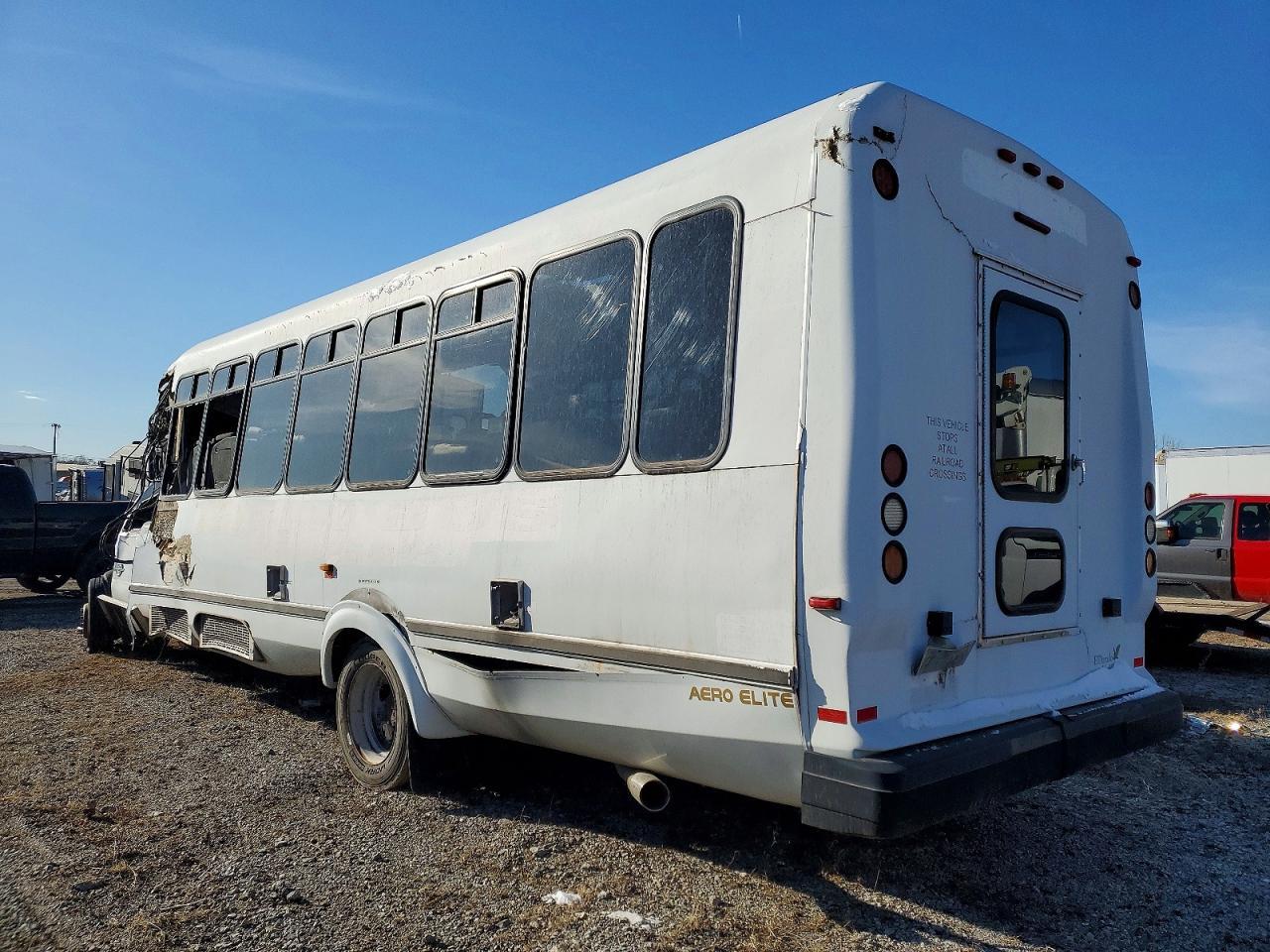 2016 Ford F550 Super Duty - Image 3