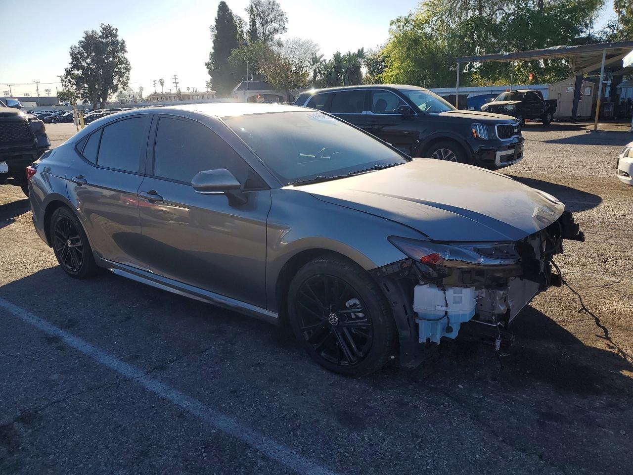 2025 Toyota Camry Xse - Image 7