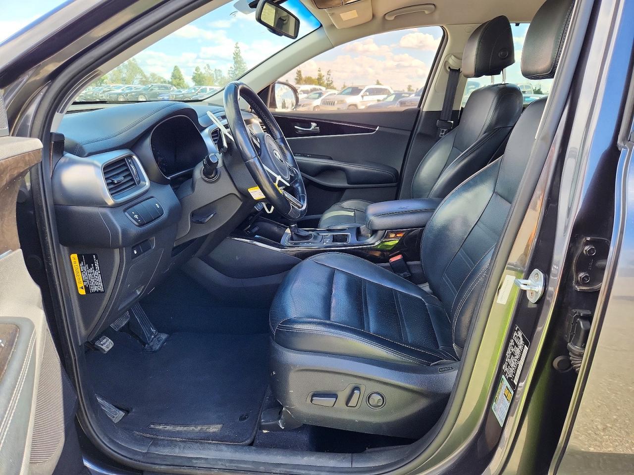 2017 Kia Sorento Ex - Image 7