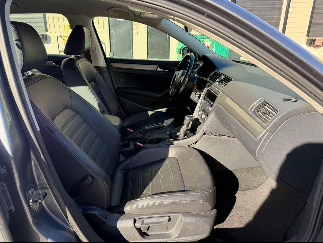 2014 Volkswagen Passat S - Фото 5