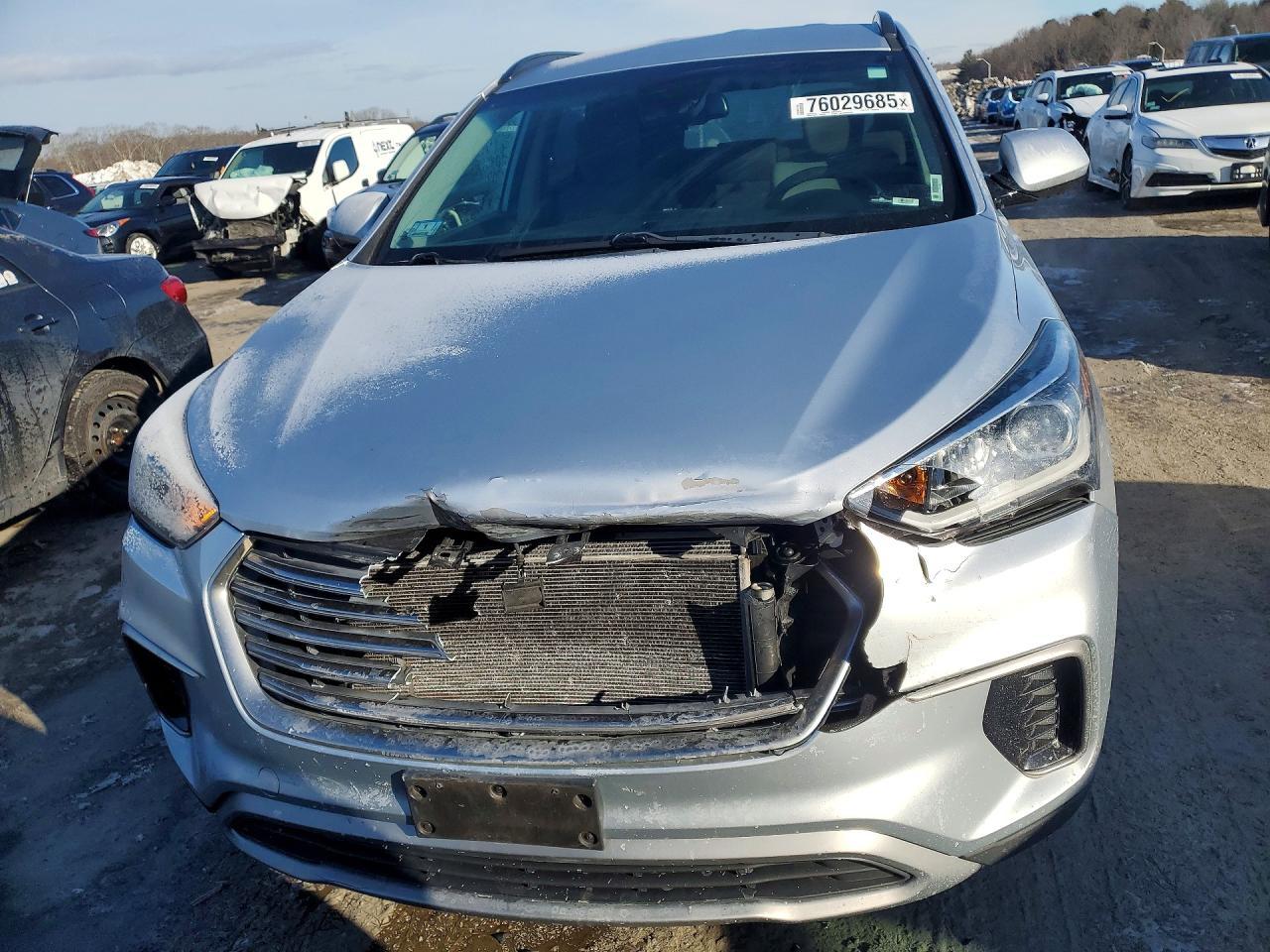 2017 Hyundai Santa Fe Se - Image 5