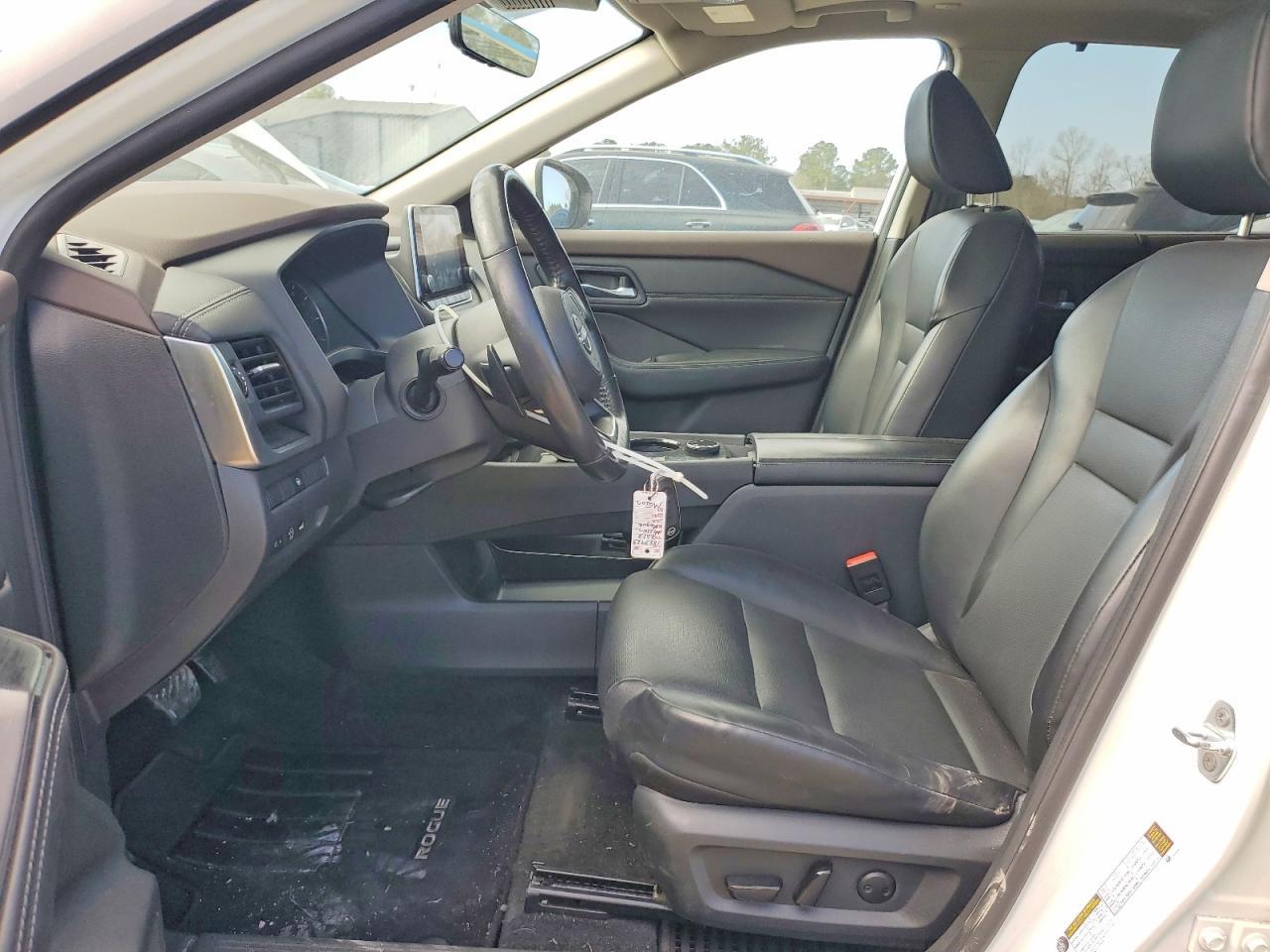 2023 Nissan Rogue Sv - Image 7