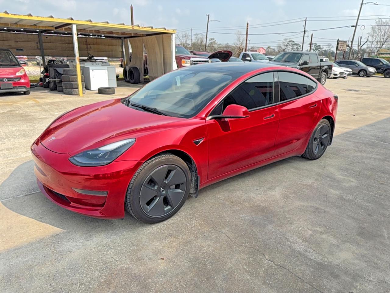 2023 Tesla Model 3 - Фото 2