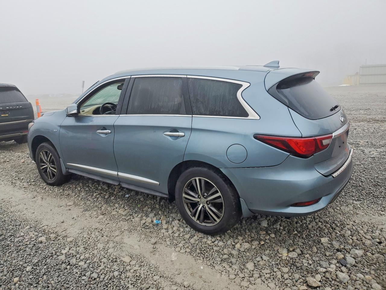 2018 Infiniti Qx60 - Image 2