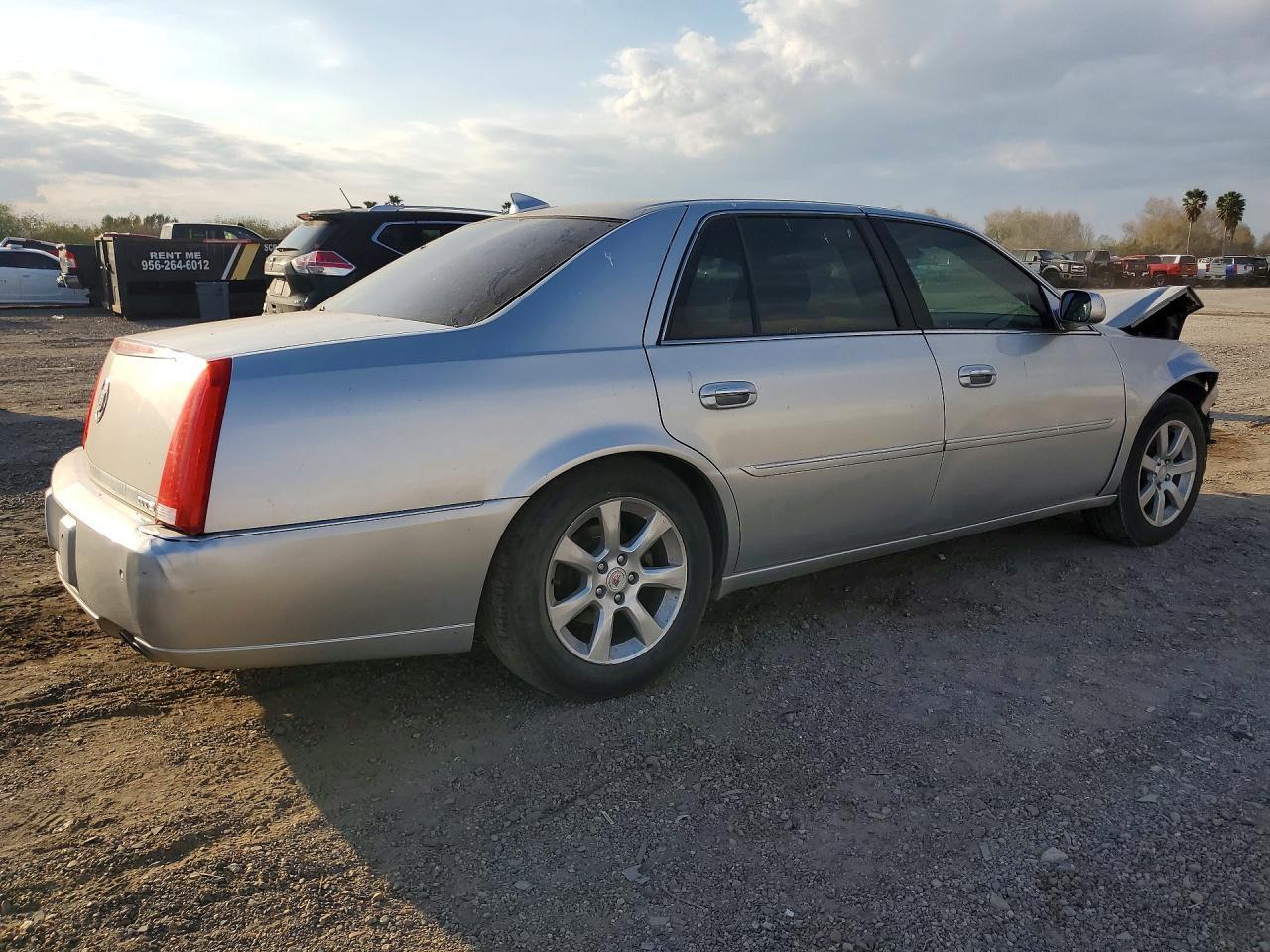 2011 Cadillac Dts Platinum - Фото 3