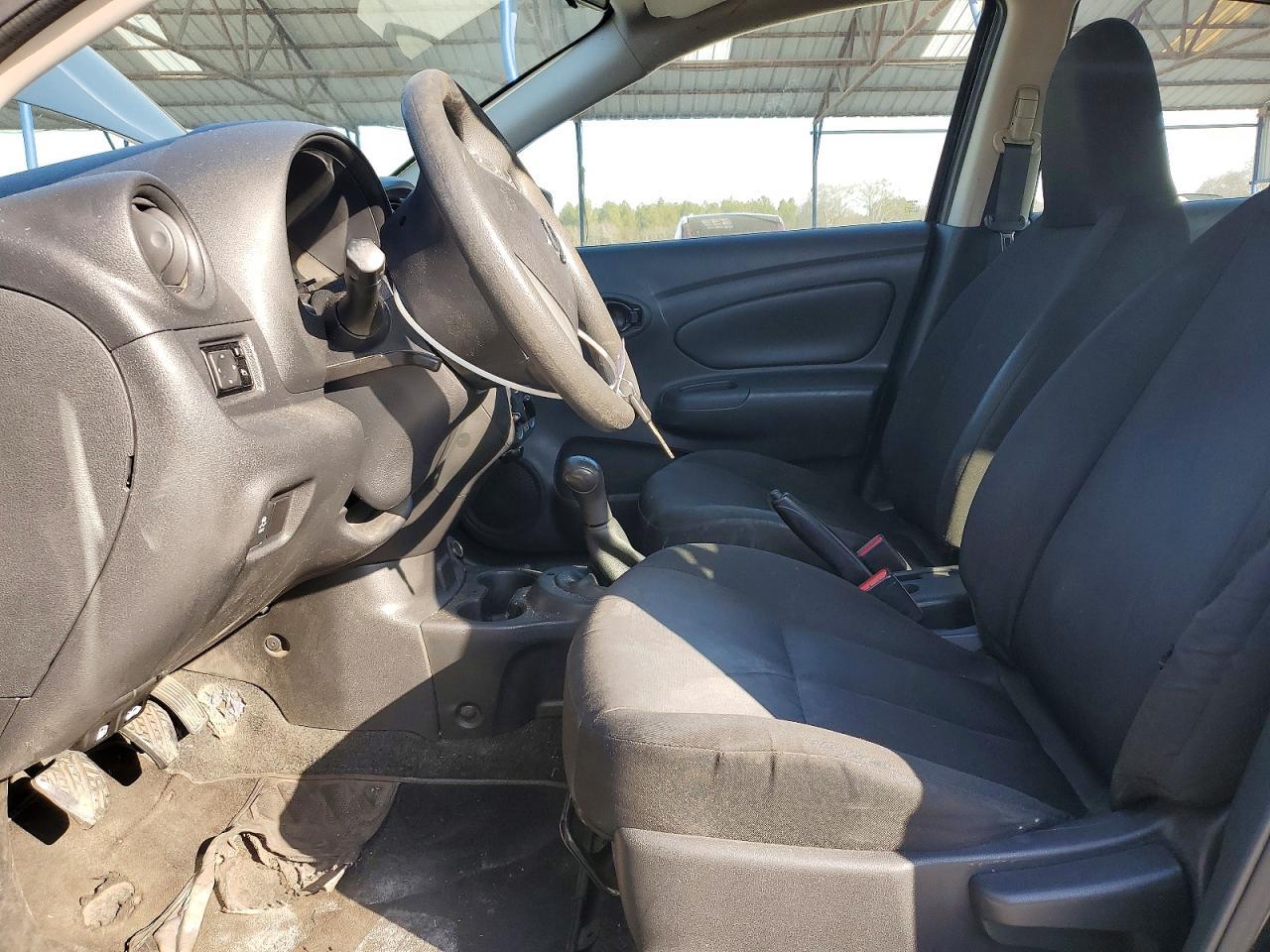 2017 Nissan Versa S - Фото 7