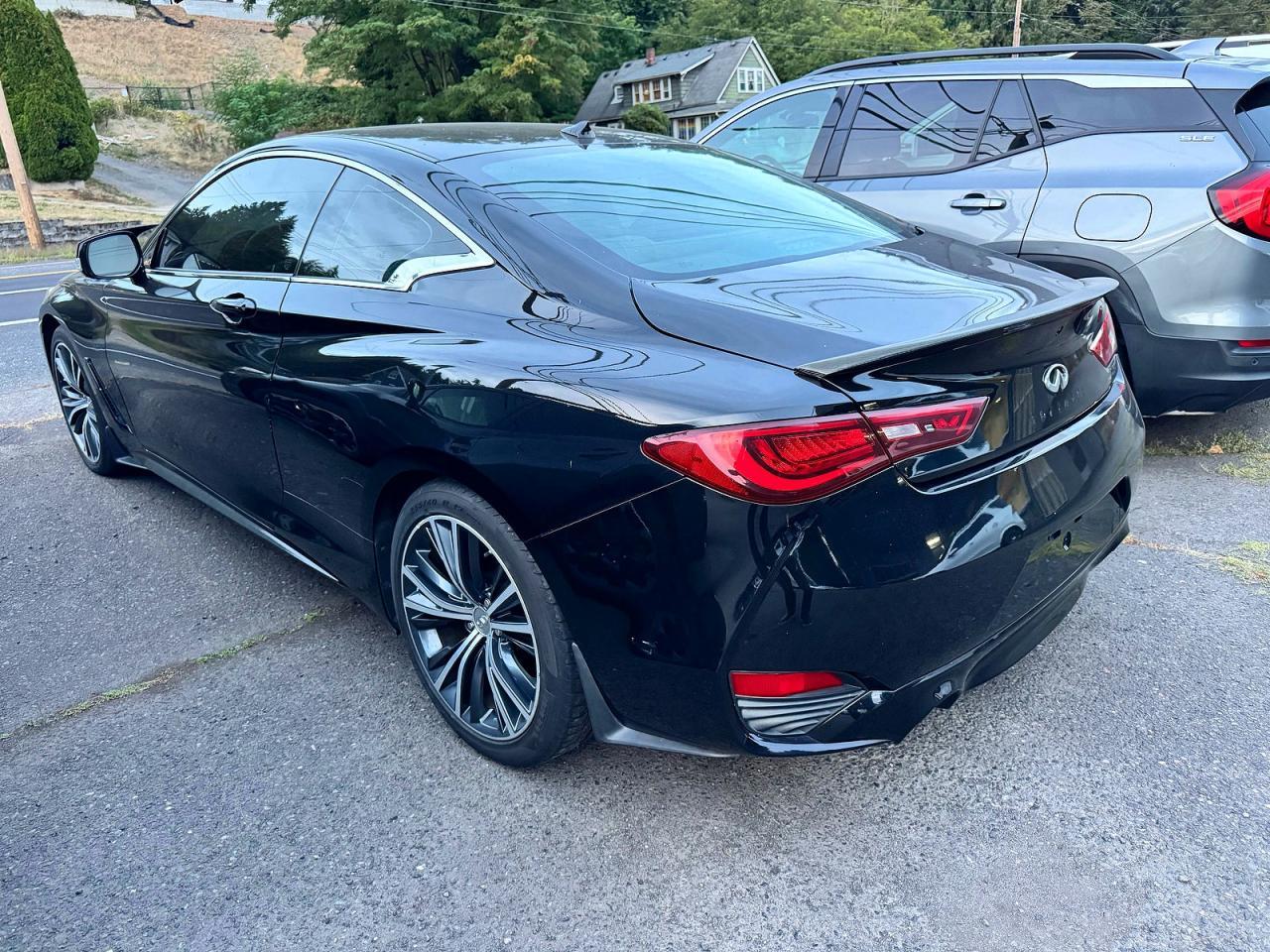 2018 Infiniti Q60 3.0T Luxe - Image 4