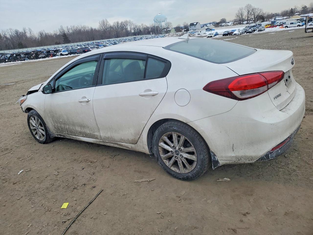2017 Kia Forte Lx - Image 2
