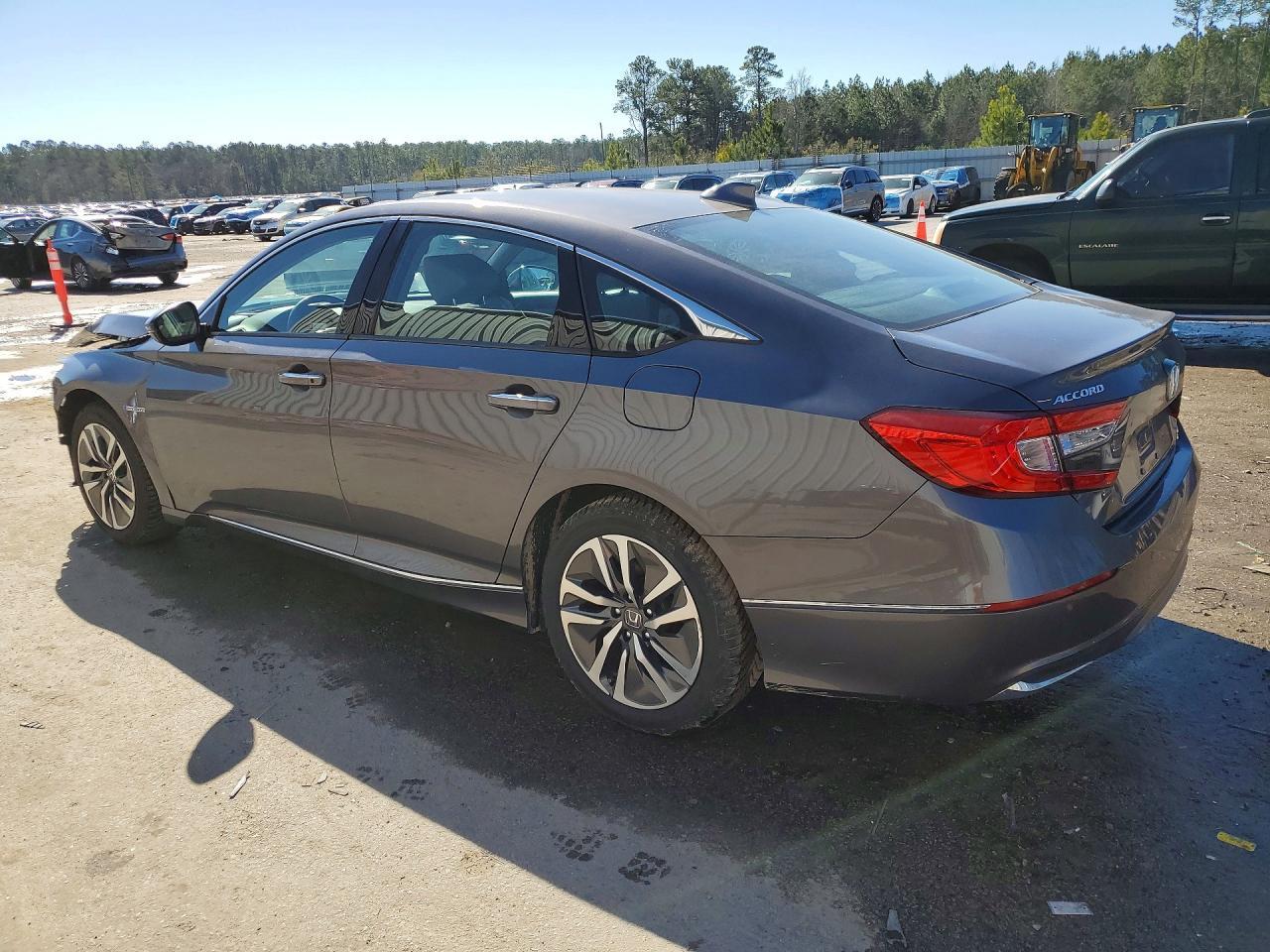 2018 Honda Accord Touring Hybrid - Фото 2