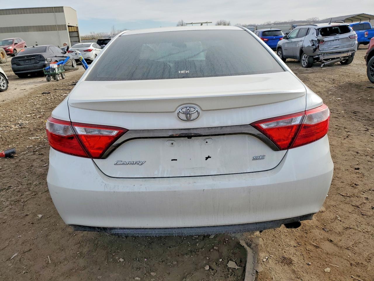 2015 Toyota Camry Le - Image 6