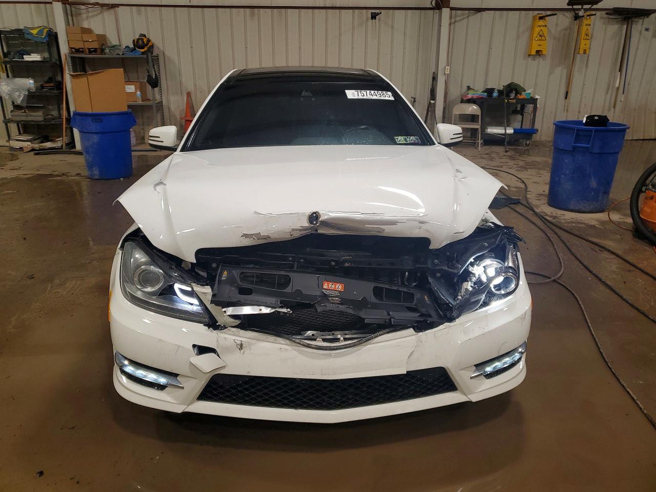 2015 Mercedes-Benz C 350 4Matic - Фото 5