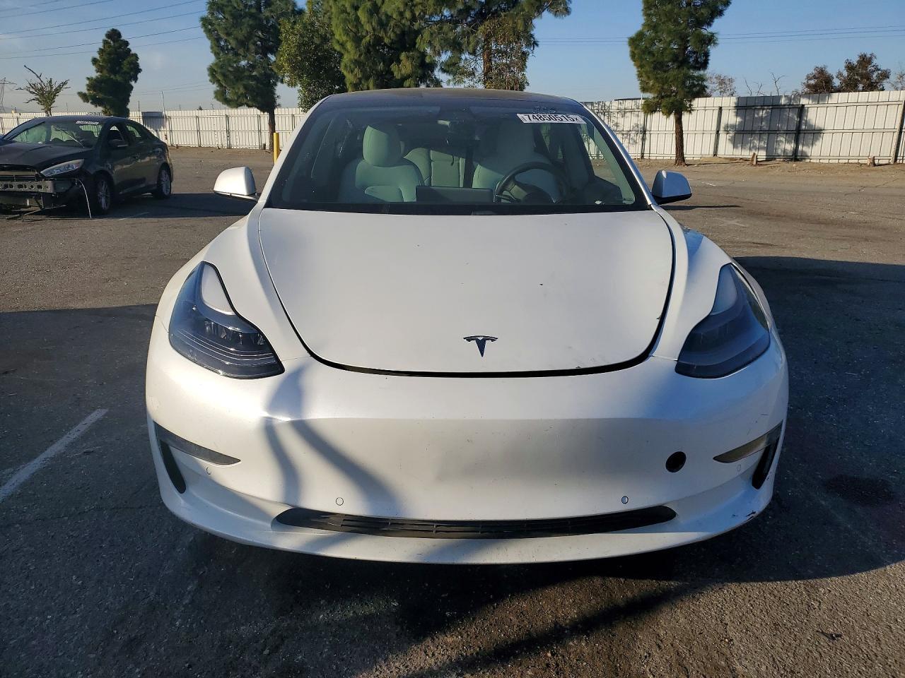 2021 Tesla Model 3 - Фото 5