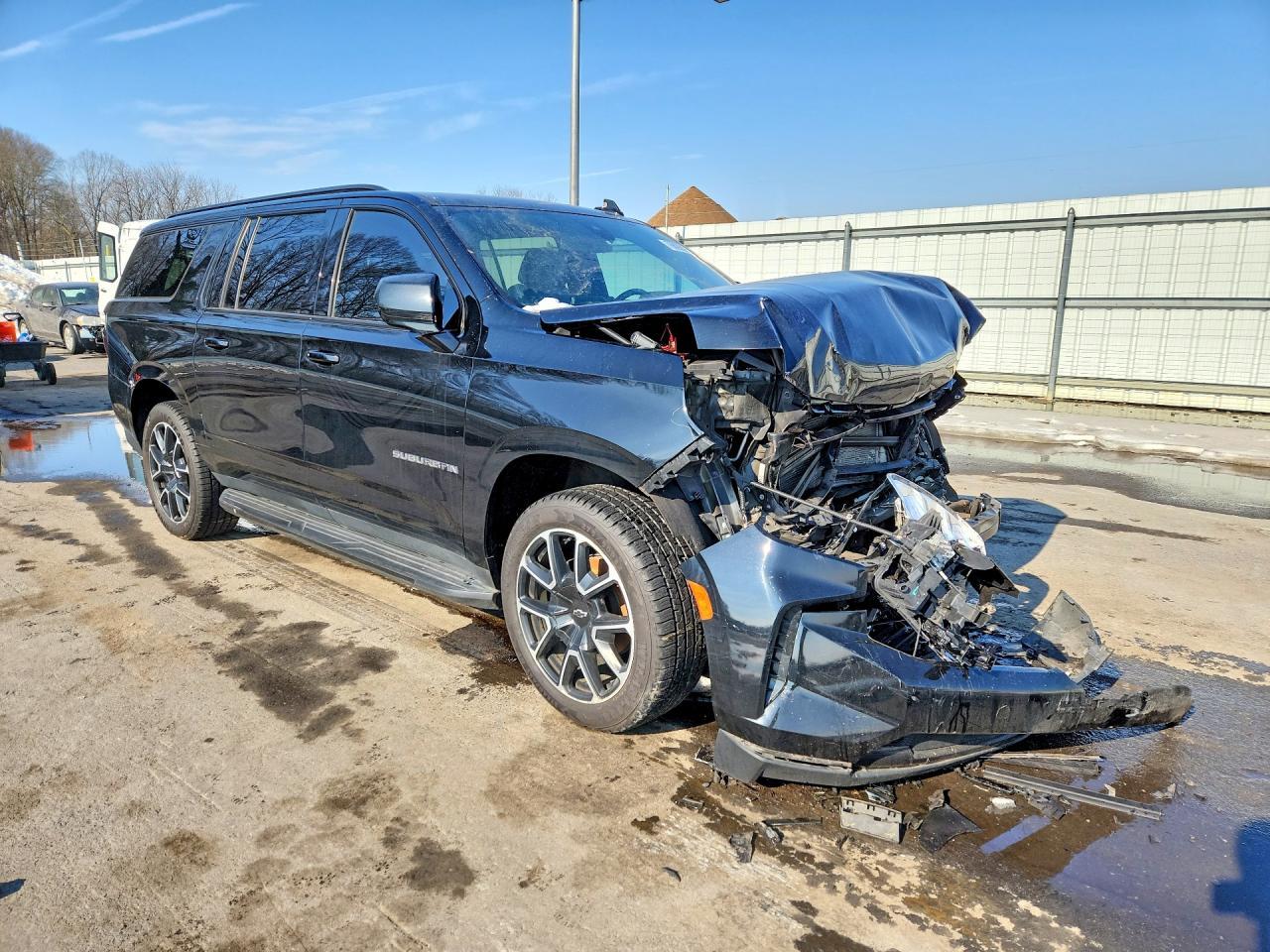 2021 Chevrolet Suburban K1500 Lt - Image 4