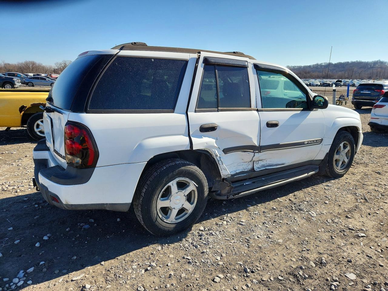 2002 Chev Trailblazer - Фото 3