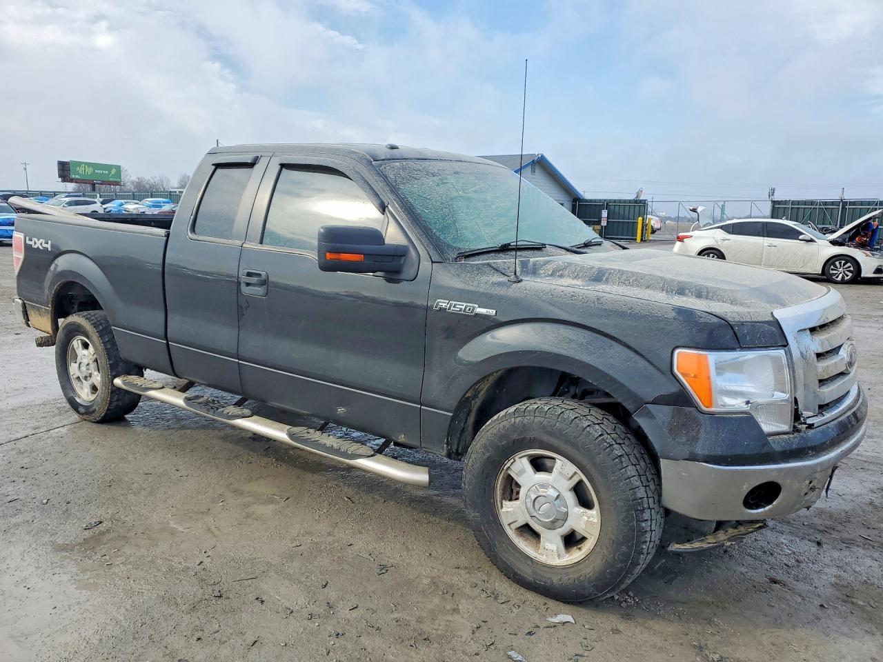 2012 Ford F150 Super Cab - Image 4