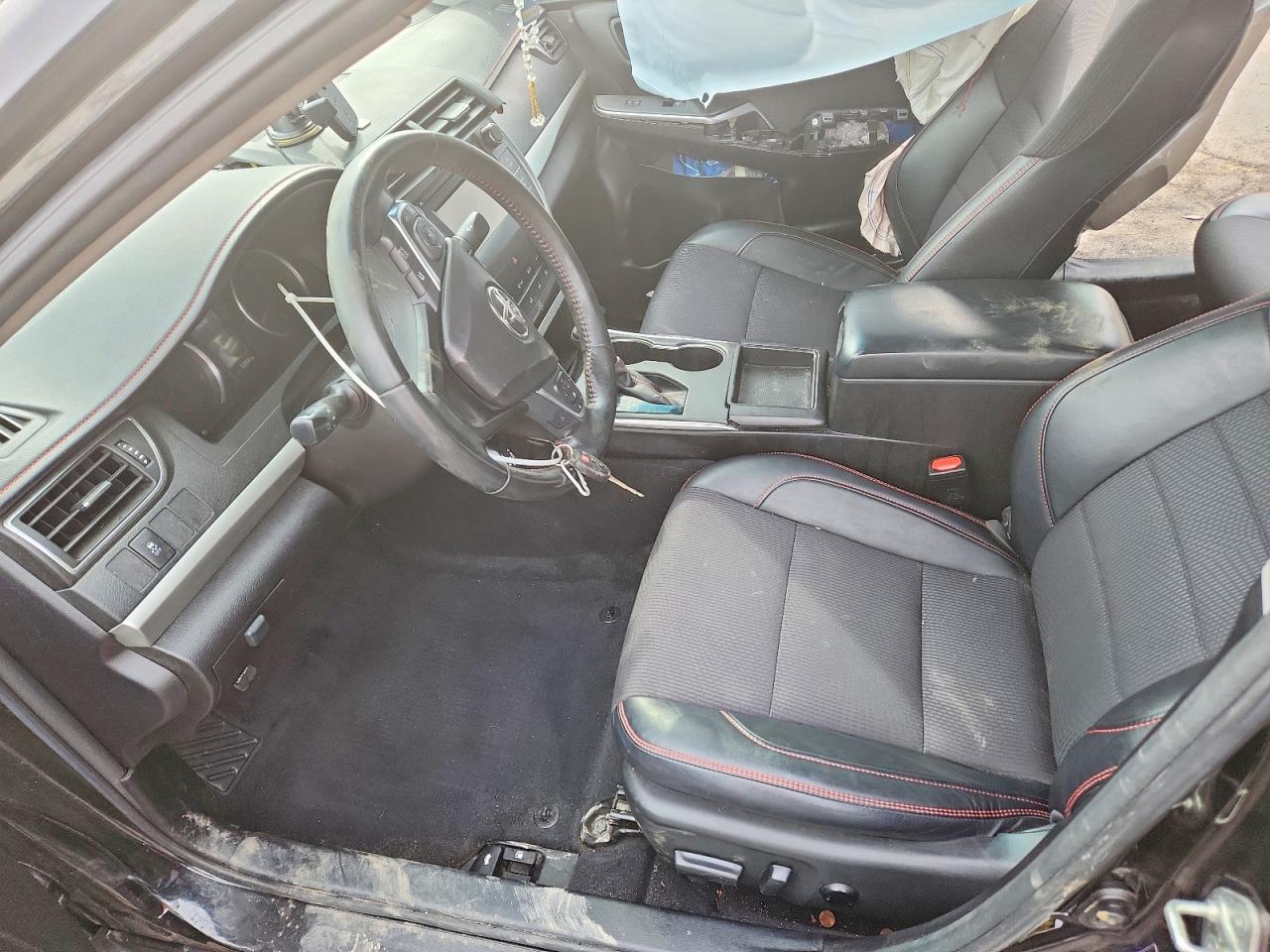 2017 Toyota Camry Le - Image 7