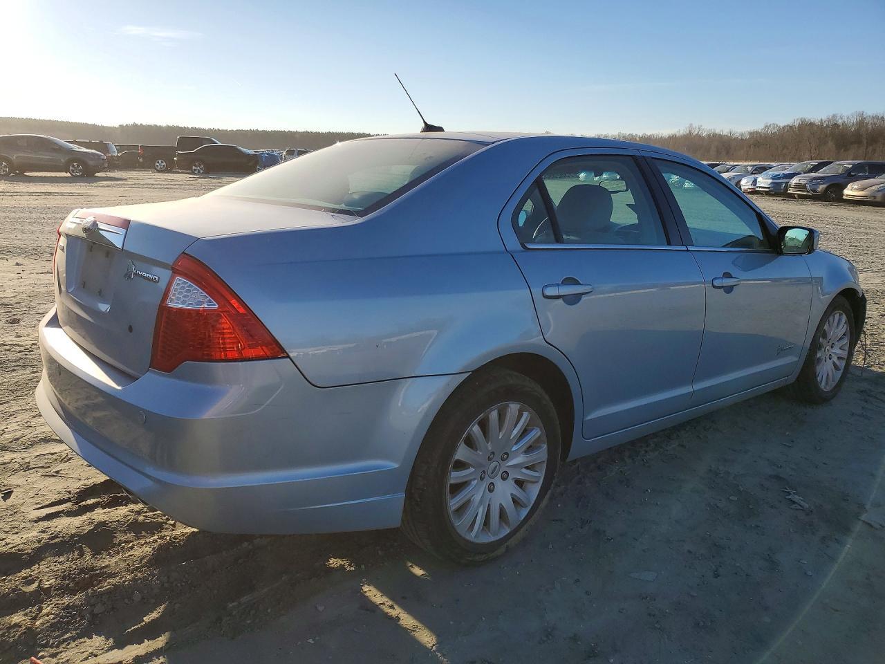 2011 Ford Fusion Hybrid - Фото 3