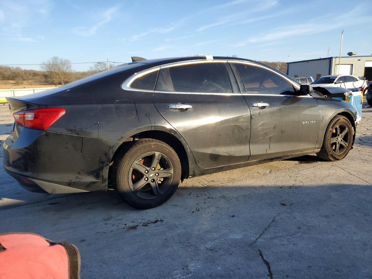 2019 Chevrolet Malibu Ls - Фото 3