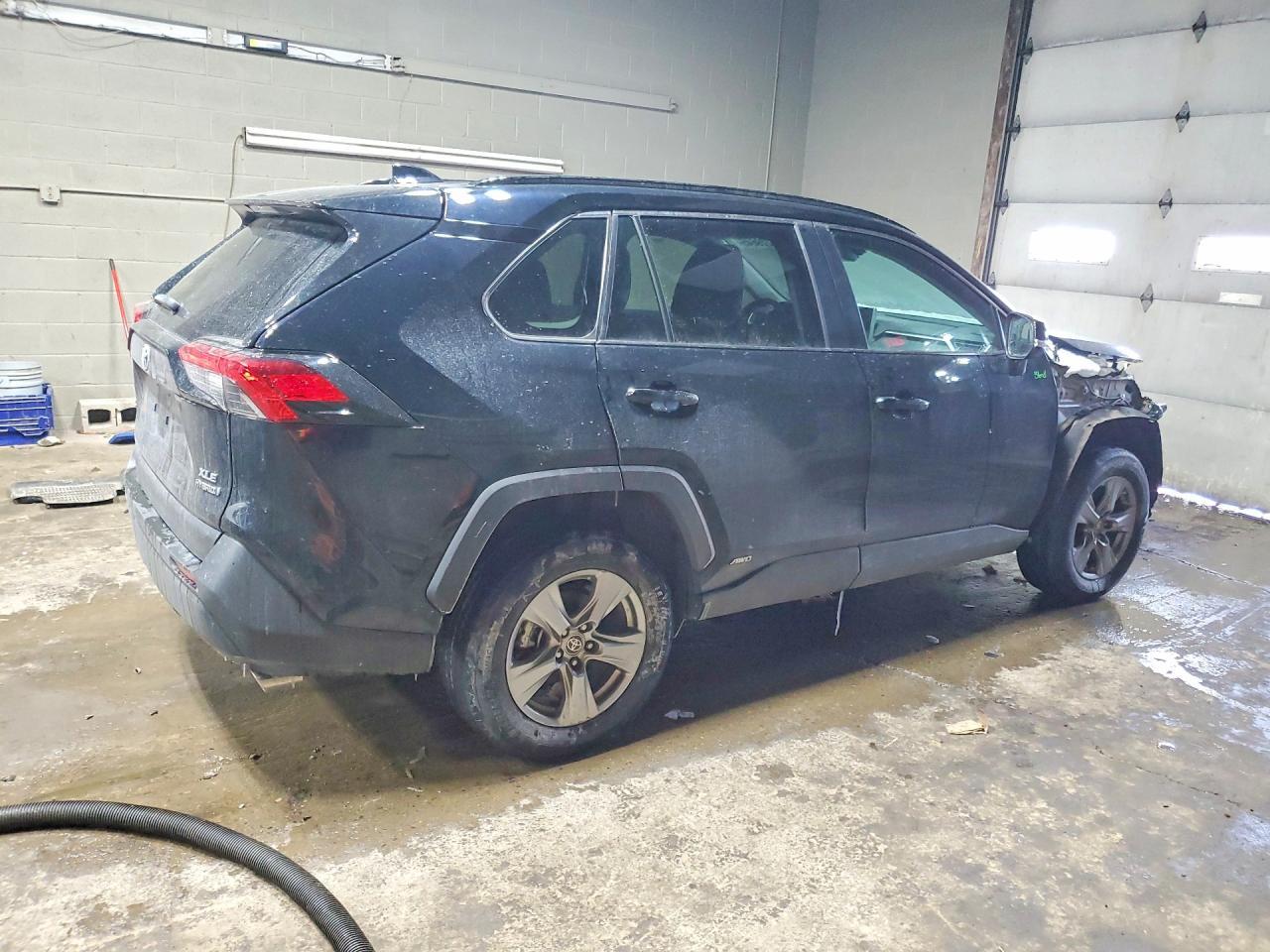 2024 Toyota Rav4 Xle - Фото 3