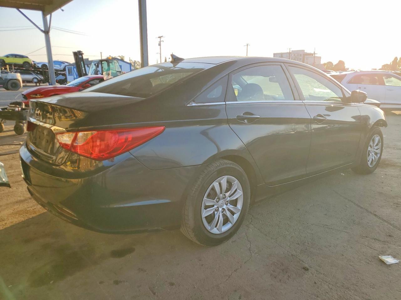 2011 Hyundai Sonata Gls - Фото 3