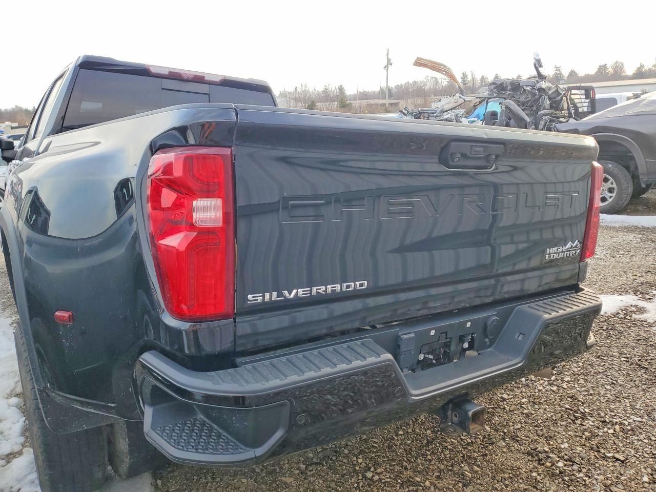 2021 Chevrolet Silverado K3500 High Country - Фото 6